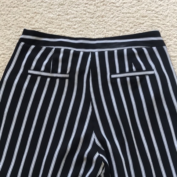 Striped pants - Picture 3 of 3